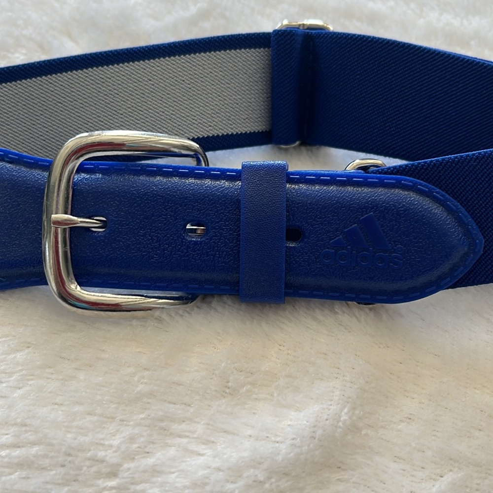 Boys Adidas adjustable baseball belt - Picture 2 of 3